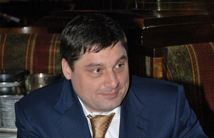 В испытывающем проблемы Бинбанке сменился глава совета директоров В испытывающем проблемы Бинбанке сменился глава совета директоров