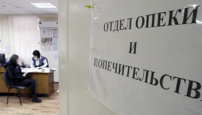 СК проверит законность изъятия приемных детей у удалившей грудь жительницы Урала СК проверит законность изъятия приемных детей у удалившей грудь жительницы Урала