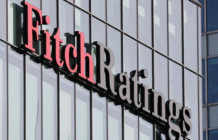 Fitch подтвердило суверенные рейтинги РФ на уровне "BBB-" и улучшило прогноз до "позитивного" Fitch подтвердило суверенные рейтинги РФ на уровне "BBB-" и улучшило прогноз до "позитивного"