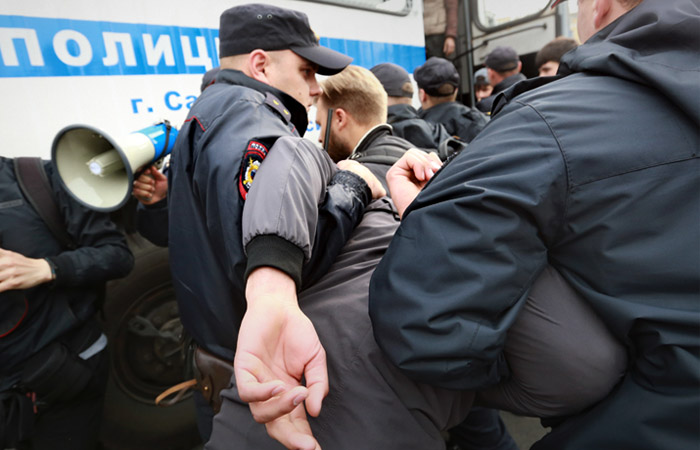 Полиции Петербурга дано указания жестко пресекать несогласованные акции 7 октября Полиции Петербурга дано указания жестко пресекать несогласованные акции 7 октября