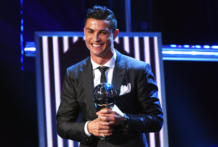 Роналду признан футболистом года-2017