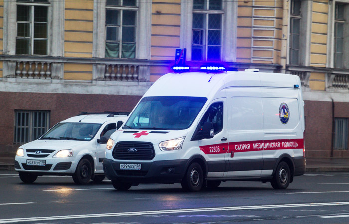 Из-за взрыва в супермаркете Петербурга пострадали люди Из-за взрыва в супермаркете Петербурга пострадали люди