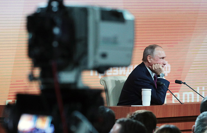 Путин рассказал об отсутствии дискомфорта от телекамер Путин рассказал об отсутствии дискомфорта от телекамер