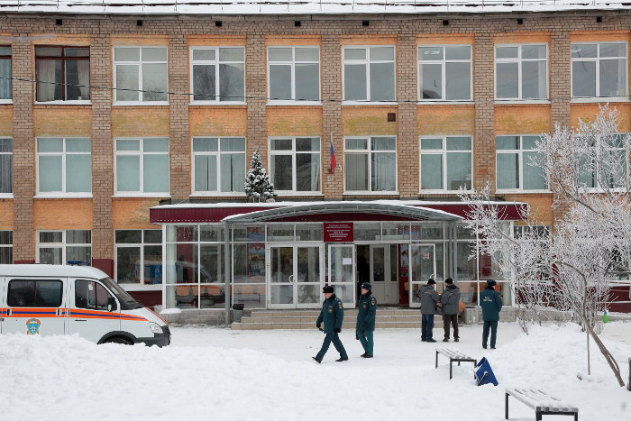 Пострадавшая в результате резни в пермской школе учительница пришла в сознание Пострадавшая в результате резни в пермской школе учительница пришла в сознание