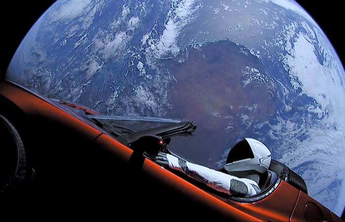 Tesla Илона Маска официально зарегистрирована как космический корабль Tesla Илона Маска официально зарегистрирована как космический корабль