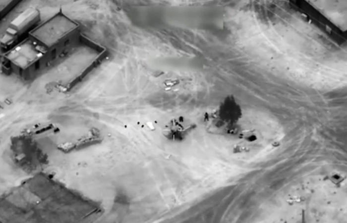 Появилось видео удара США с гибелью наемников из России Появилось видео удара США с гибелью наемников из России