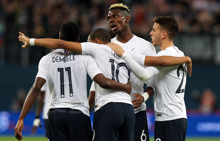 Футболисты сборной Франции не слышали проявлений расизма на матче с Россией