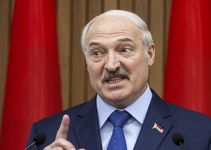 Лукашенко выступил против "приватизации победы в Великой Отечественной войне" Лукашенко выступил против "приватизации победы в Великой Отечественной войне"