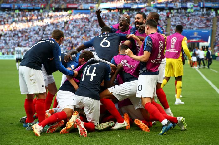 Сборная Франции победила Аргентину и вышла в четвертьфинал
