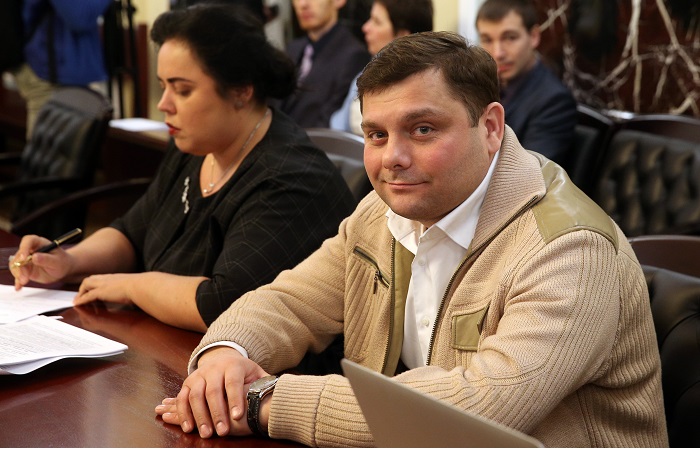 В соцсетях сообщили о смерти осужденного по "делу Кировлеса" Петра Офицерова В соцсетях сообщили о смерти осужденного по "делу Кировлеса" Петра Офицерова