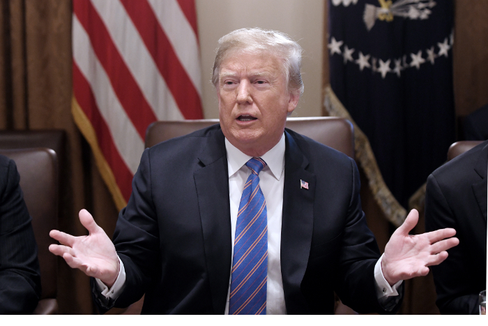 Трамп рассказал об ответственности Путина за "вмешательство" в выборы в США Трамп рассказал об ответственности Путина за "вмешательство" в выборы в США