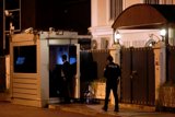 Турецкие полицейские отложили осмотр резиденции саудовского генконсула Турецкие полицейские отложили осмотр резиденции саудовского генконсула