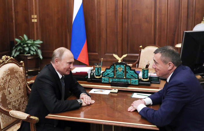 Путин назначил Валерия Лимаренко из "Росатома" врио губернатора Сахалинской области Путин назначил Валерия Лимаренко из "Росатома" врио губернатора Сахалинской области