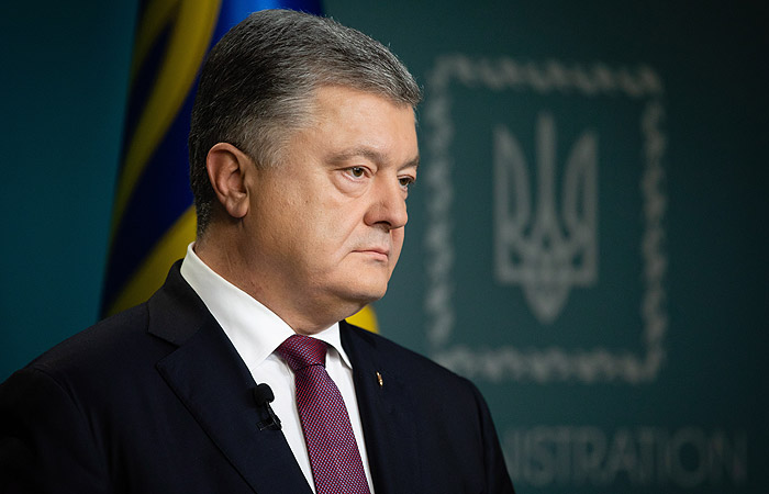 Порошенко подписал закон о переименовании УПЦ Порошенко подписал закон о переименовании УПЦ
