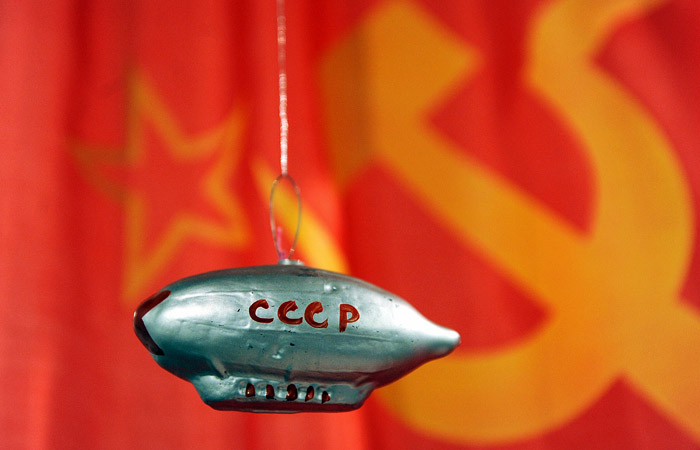 Почти каждый второй россиянин признался в чувстве стыда из-за распада СССР Почти каждый второй россиянин признался в чувстве стыда из-за распада СССР