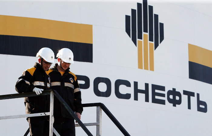 Акции "Роснефти" обвалились к уровням месячной давности из-за кризиса в Венесуэле Акции "Роснефти" обвалились к уровням месячной давности из-за кризиса в Венесуэле