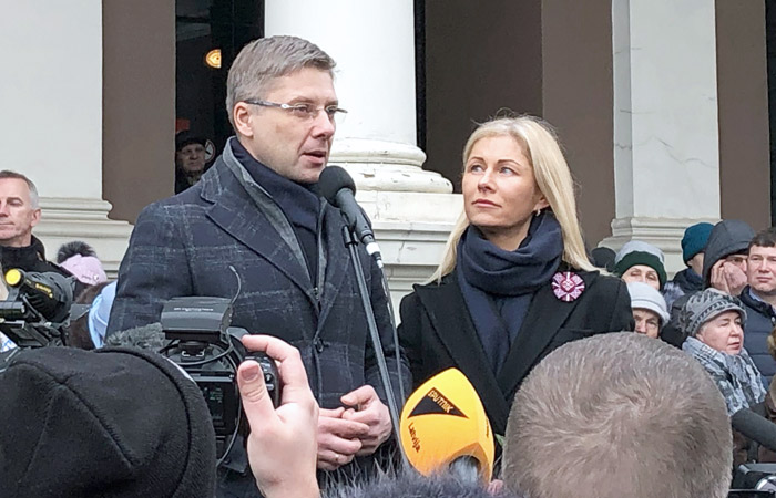 Оппозиции не удалось снять Нила Ушакова с поста мэра Риги Оппозиции не удалось снять Нила Ушакова с поста мэра Риги