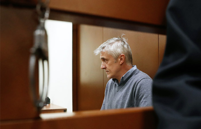 Майклу Калви предъявлено обвинение в особо крупном мошенничестве Майклу Калви предъявлено обвинение в особо крупном мошенничестве