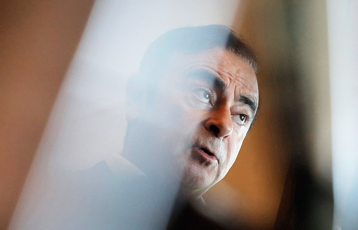 Токийский суд освободил экс-главу Nissan Карлоса Гона под залог Токийский суд освободил экс-главу Nissan Карлоса Гона под залог