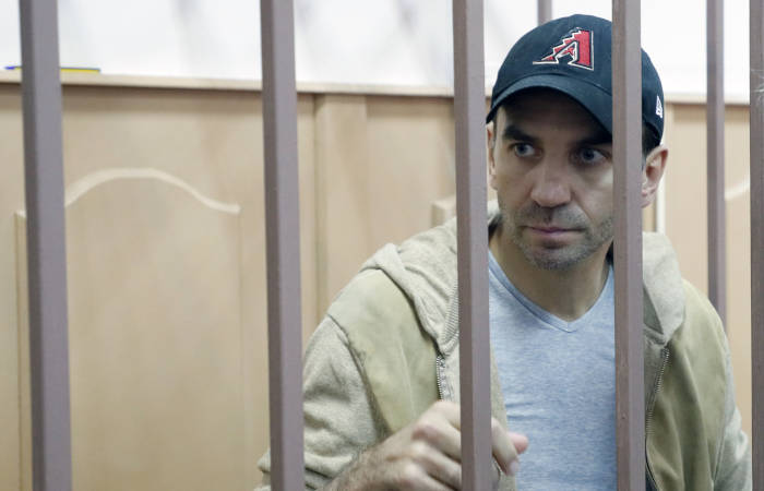 Михаила Абызова поместили в камеру в "Лефортово" без телевизора и горячей воды Михаила Абызова поместили в камеру в "Лефортово" без телевизора и горячей воды