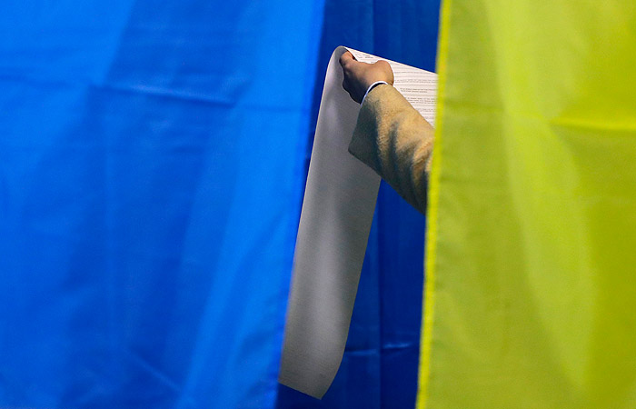 Более 900 жалоб на нарушения на выборах поступило в полицию Украины Более 900 жалоб на нарушения на выборах поступило в полицию Украины