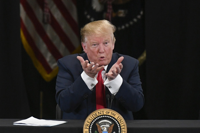 Конгресс запросил у банков данные о финансах Трампа и сделках с клиентами из РФ Конгресс запросил у банков данные о финансах Трампа и сделках с клиентами из РФ