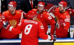 Россия с двузначным счетом разгромила Италию на ЧМ по хоккею