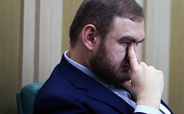 Арашуков предупредил бывших коллег - сенаторов, что их может постигнуть его судьба