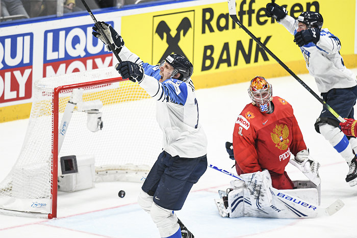 Сборная России проиграла Финляндии в полуфинале ЧМ по хоккею