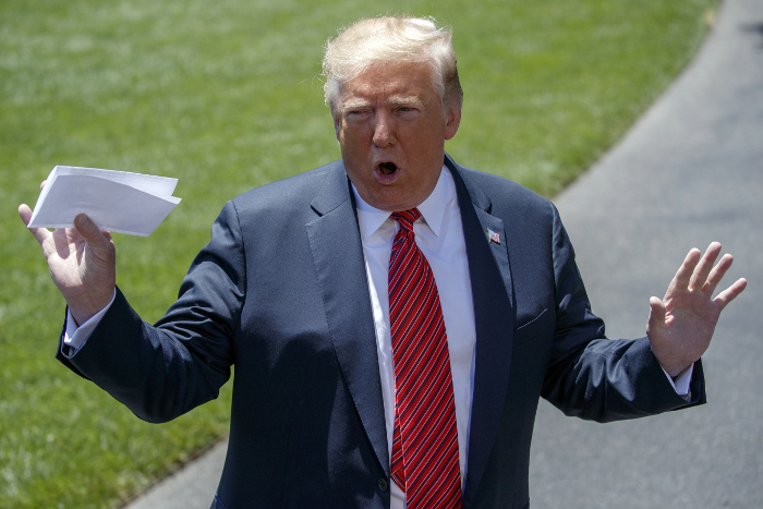 Трамп опроверг утверждение газеты об активизации кибератак США против РФ Трамп опроверг утверждение газеты об активизации кибератак США против РФ
