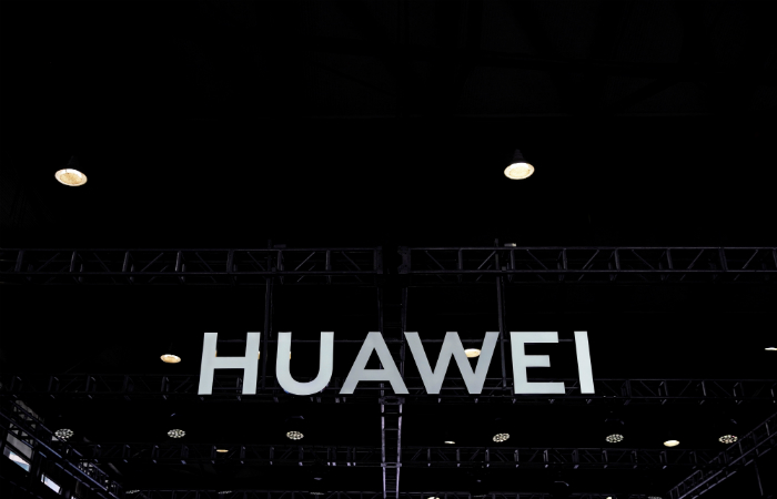 NYT узнала об обходе компаниями из США запрета на сотрудничество с Huawei NYT узнала об обходе компаниями из США запрета на сотрудничество с Huawei