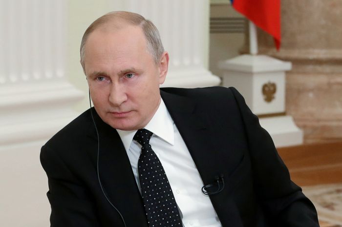 Путин заявил, что предатели государства должны наказываться Путин заявил, что предатели государства должны наказываться