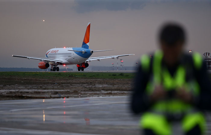 На борту экстренно севшего в Самаре SSJ находились 97 человек На борту экстренно севшего в Самаре SSJ находились 97 человек
