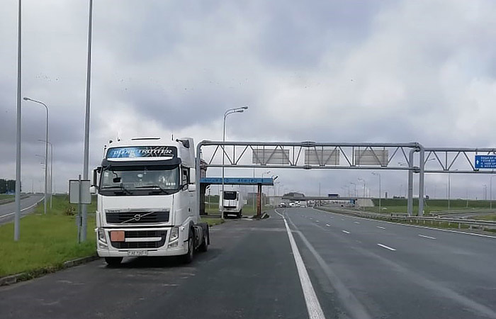В Татарстане открыли трассу М-7, которую перекрывали после утечки химвещества В Татарстане открыли трассу М-7, которую перекрывали после утечки химвещества