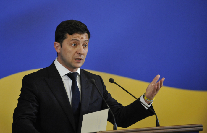 Зеленский подписал указ о неотложных мерах в экономике Украины Зеленский подписал указ о неотложных мерах в экономике Украины