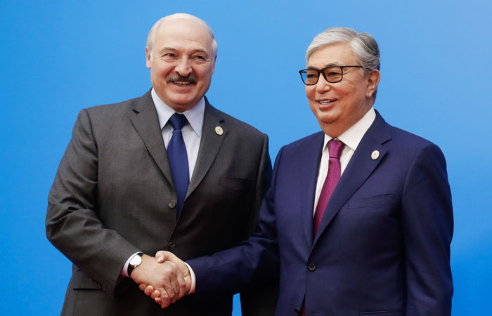 Лукашенко и Токаев обвинили страны ЕАЭС в создании барьеров в торговле Лукашенко и Токаев обвинили страны ЕАЭС в создании барьеров в торговле
