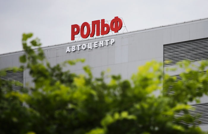Автодилера "Рольф" решили продать одному покупателю целиком Автодилера "Рольф" решили продать одному покупателю целиком
