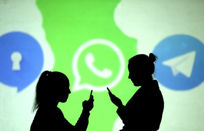 Павел Дуров призвал удалять WhatsApp со смартфонов Павел Дуров призвал удалять WhatsApp со смартфонов