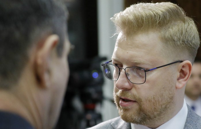 Николай Рыбаков избран председателем "Яблока" Николай Рыбаков избран председателем "Яблока"