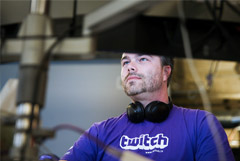 Rambler потребовал 180 млрд рублей с Twitch за незаконную трансляцию матчей АПЛ