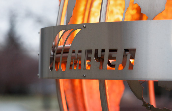 "Мечел" решил продать долю в Эльгинском проекте ради снижения задолженности "Мечел" решил продать долю в Эльгинском проекте ради снижения задолженности