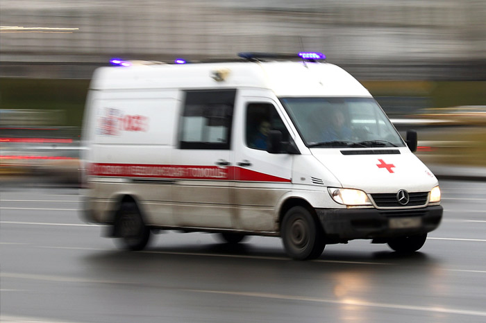 Два пассажира рейса из Шанхая попали в больницу Петербурга с подозрением на ОРВИ Два пассажира рейса из Шанхая попали в больницу Петербурга с подозрением на ОРВИ