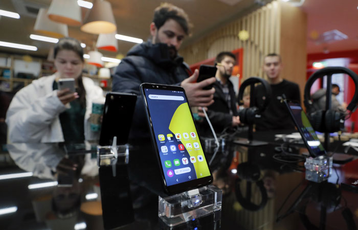 "Ъ" узнал о приостановке поставок смартфонов из Китая в Россию из-за коронавируса "Ъ" узнал о приостановке поставок смартфонов из Китая в Россию из-за коронавируса