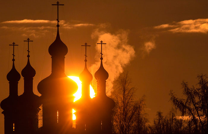 В РПЦ посоветовали атеистам принять упоминание бога в Конституции В РПЦ посоветовали атеистам принять упоминание бога в Конституции