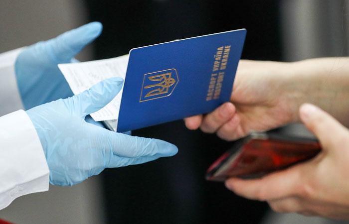 Украинцам и белорусам разрешили получать гражданство РФ без экзамена по языку Украинцам и белорусам разрешили получать гражданство РФ без экзамена по языку