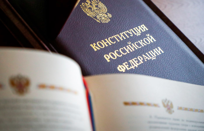 ЦИК разрешил регионам голосовать по Конституции за неделю до 22 апреля ЦИК разрешил регионам голосовать по Конституции за неделю до 22 апреля
