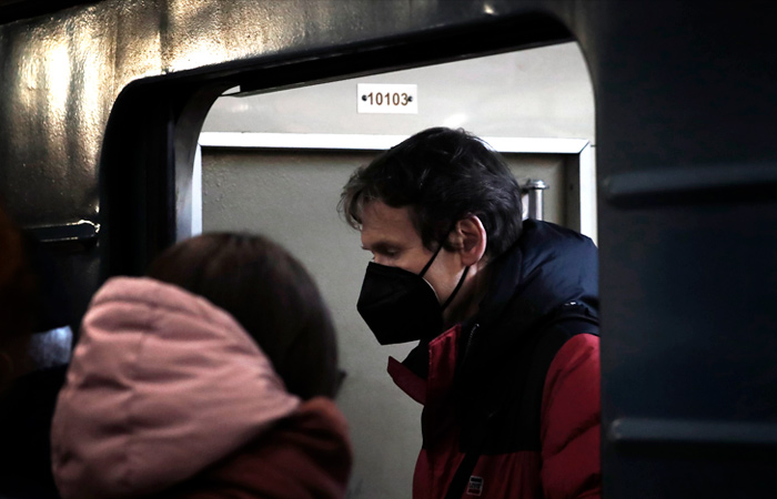 Загруженность московского метро упала на 44% Загруженность московского метро упала на 44%