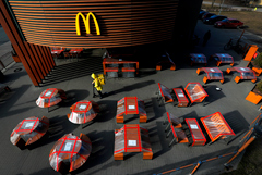 В Москве выросли сроки доставки продуктов из супермаркетов