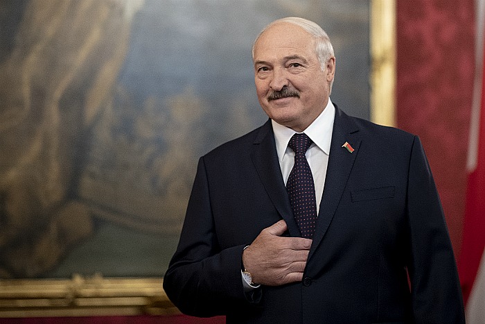 Лукашенко пригласил глав государств бывшего СССР приехать на парад 9 мая в Минске Лукашенко пригласил глав государств бывшего СССР приехать на парад 9 мая в Минске