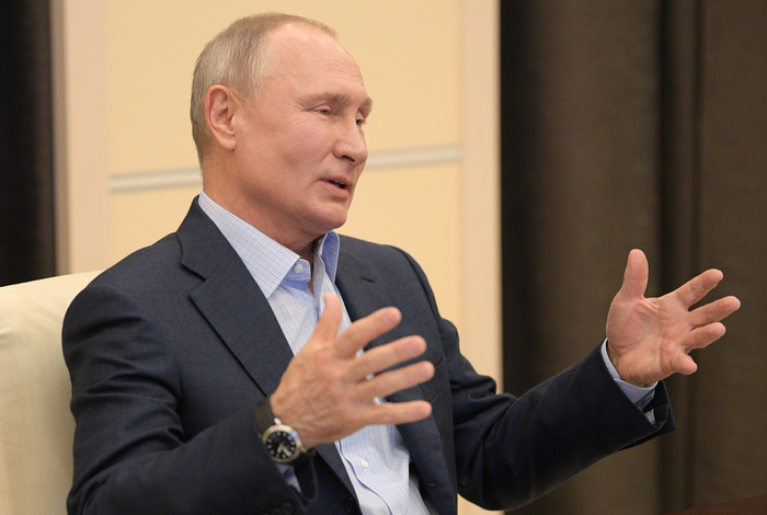 Путину представят рекомендации по выходу россиян из режима самоизоляции Путину представят рекомендации по выходу россиян из режима самоизоляции